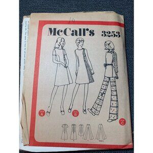 McCalls 3253 Vintage Sewing Pattern Dress Pants Size 10 uncut 1970s